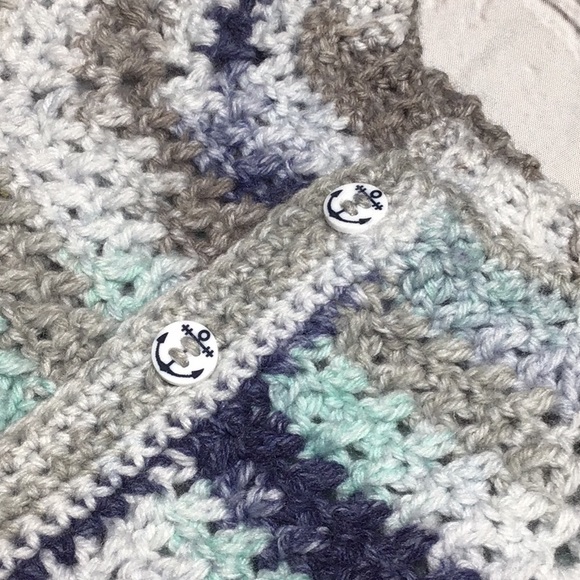 Beautiful Baby Sweater Crochet for 0-3m - Picture 2 of 4